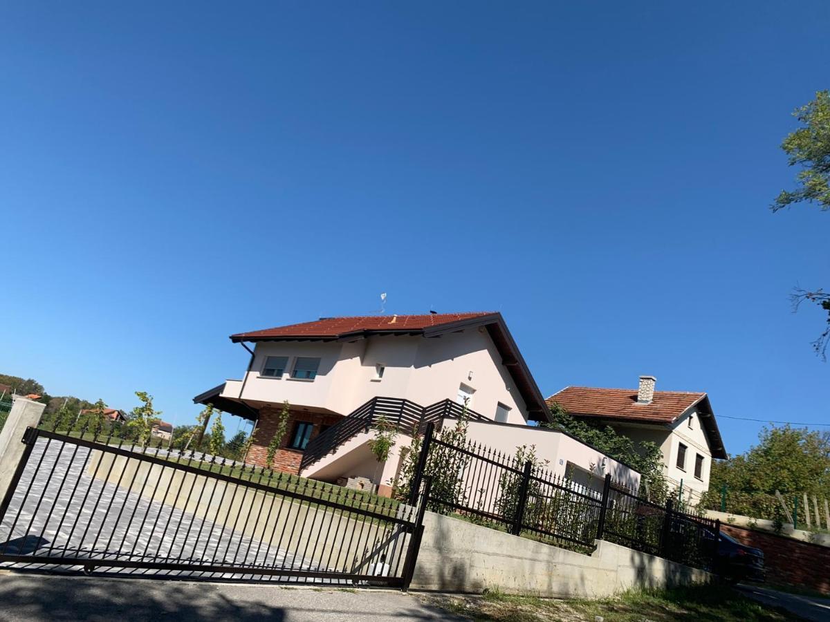 Apartman Grc Apartment Dugo Selo Exterior foto