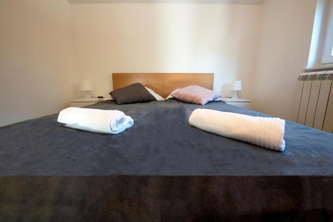 Apartman Grc Apartment Dugo Selo Exterior foto