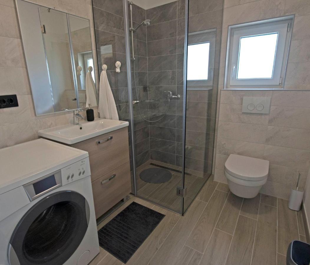Apartman Grc Apartment Dugo Selo Exterior foto